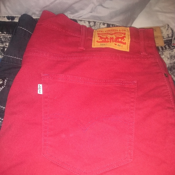 Shorts mostly Rocks. - Picture 3 of 7